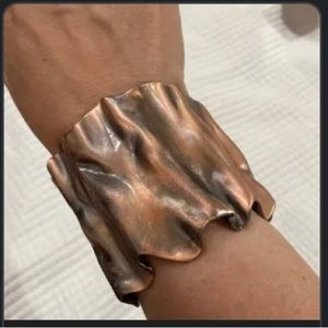 Woman Bracelet. Great for any occasion or season